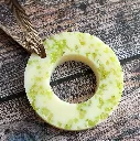 lumen-temporis-supension-parfumee-peridot-morgane-2.webp
