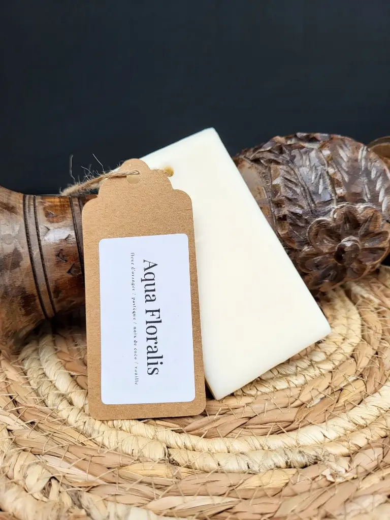 Suspension Parfumée 'Aqua Floralis'