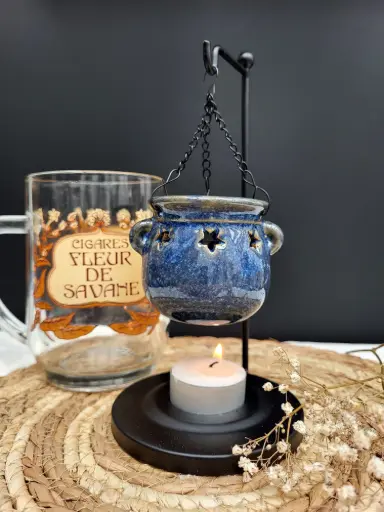 Bruleur à fondant parfumé - chaudron étoilé suspendu bleu foncé